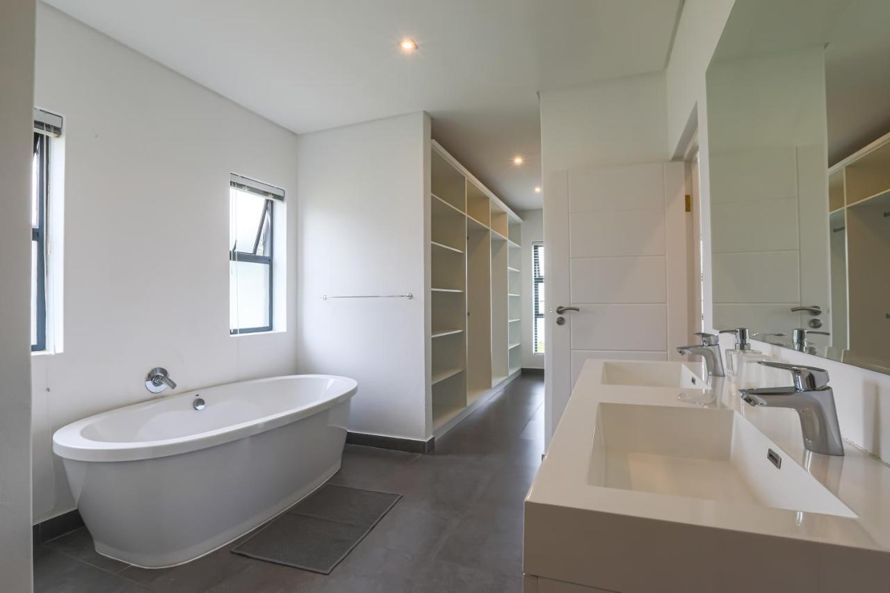 Robertson Halfway House别墅 外观 照片